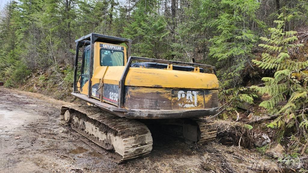 CAT 325 C Kāpurķēžu ekskavatori