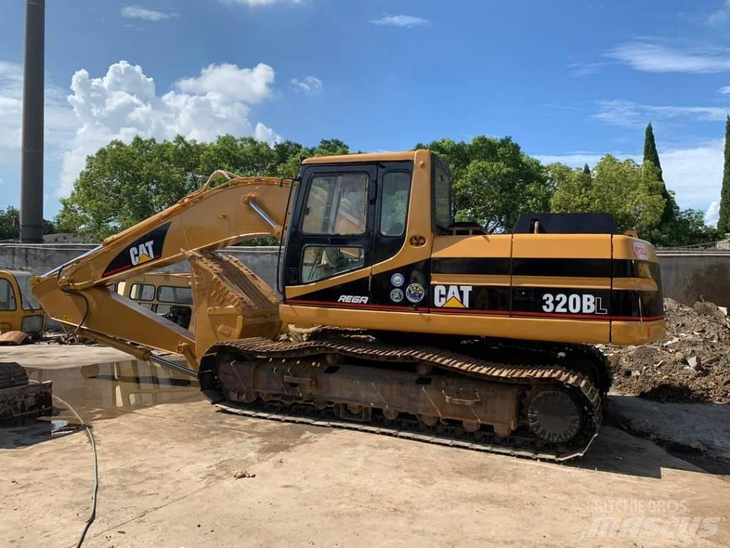 CAT 320BL Kāpurķēžu ekskavatori