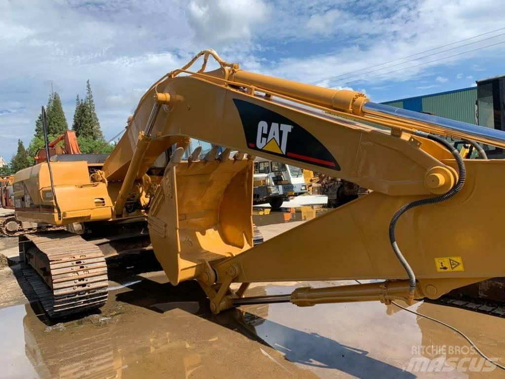 CAT 320BL Kāpurķēžu ekskavatori