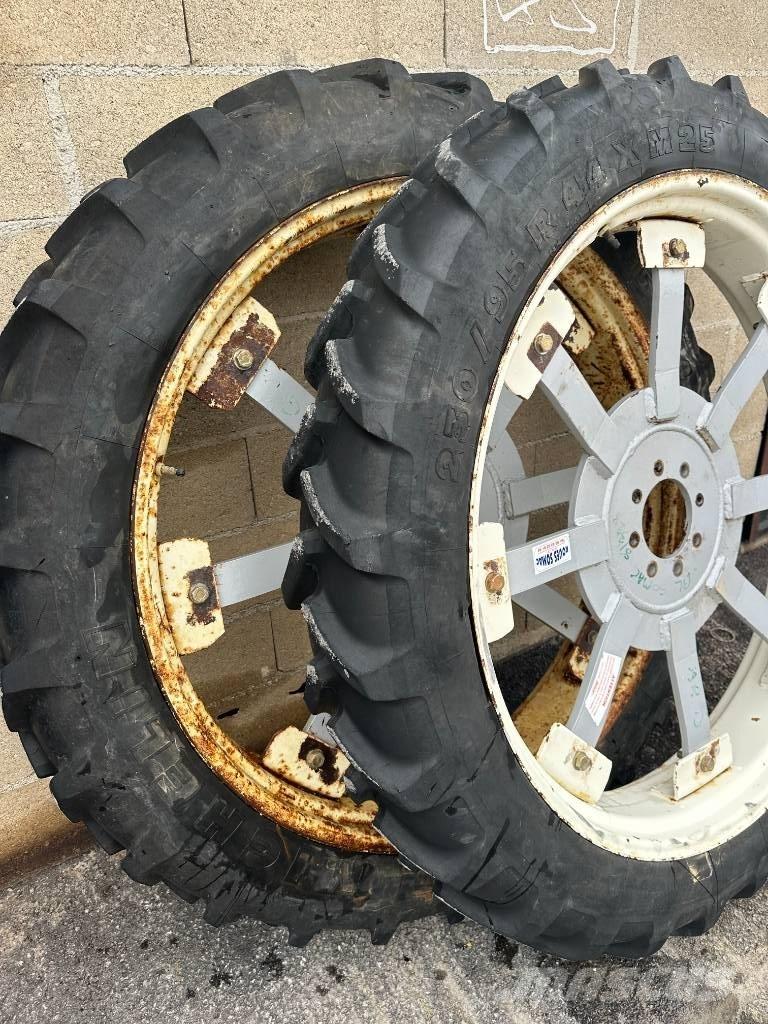Michelin 230/95R48 Riepas, riteņi un diski