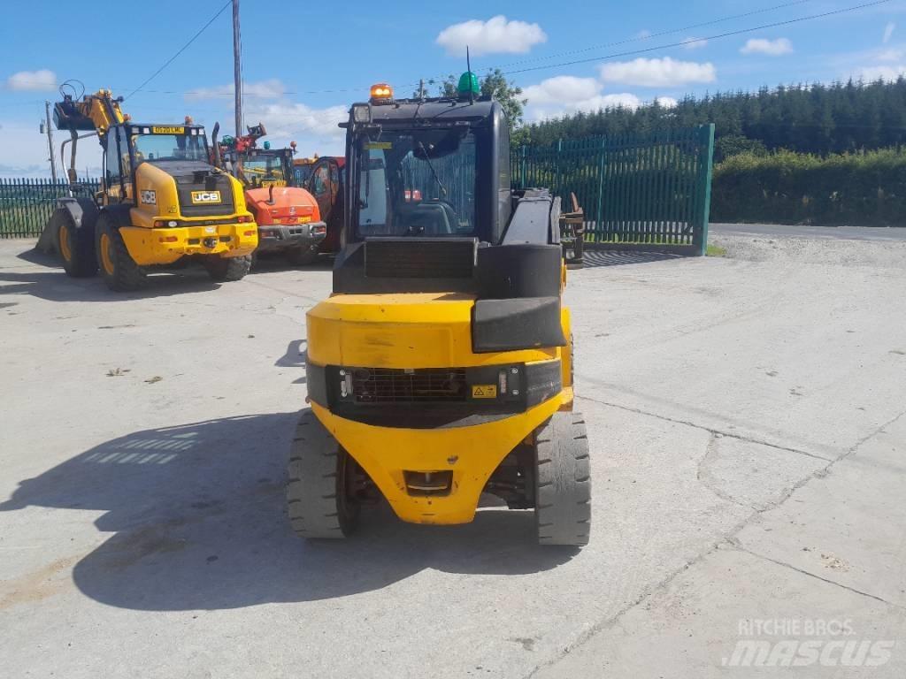 JCB TLT 35 D Tehnika ar dīzeļa dzinēju