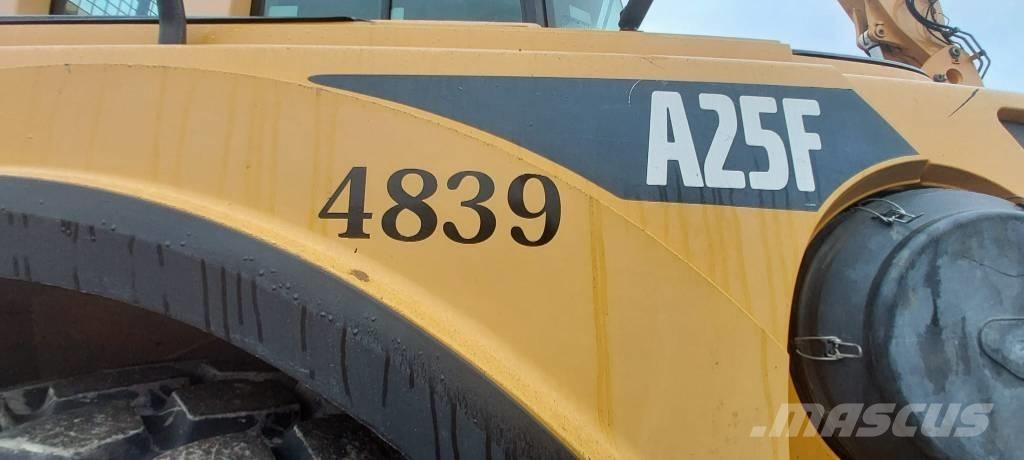 Volvo A 25 F Artikulētie pašizgāzēji