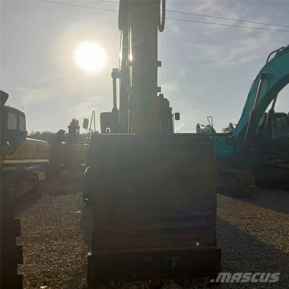 CAT 336D Kāpurķēžu ekskavatori