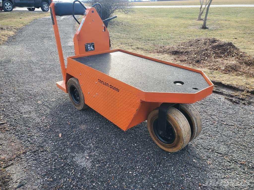 Taylor-Dunn SC100 Vilcējs