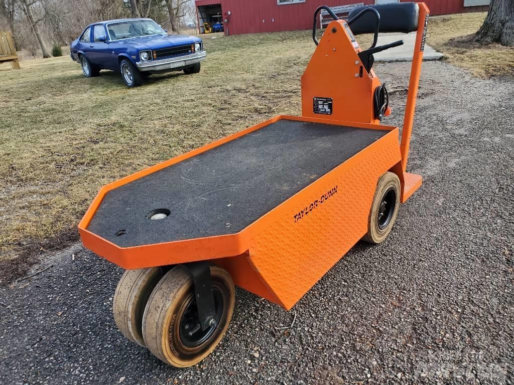 Taylor-Dunn SC100 Vilcējs