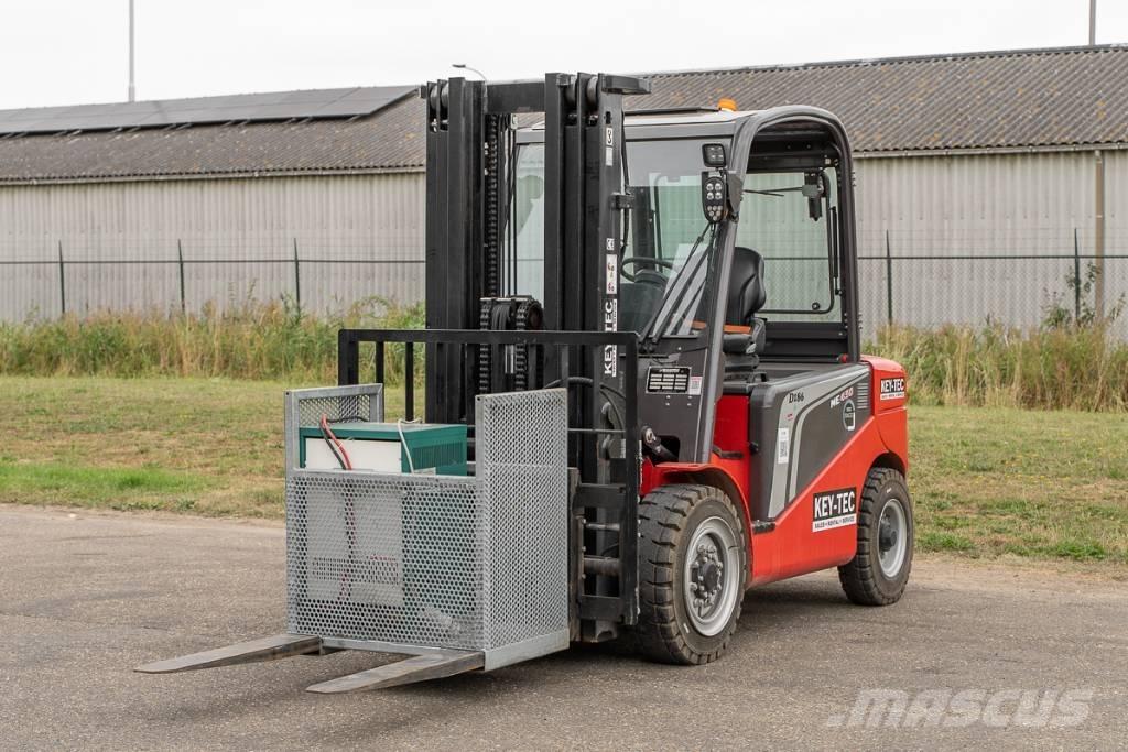 Manitou ME 450 Elektriskie iekrāvēji