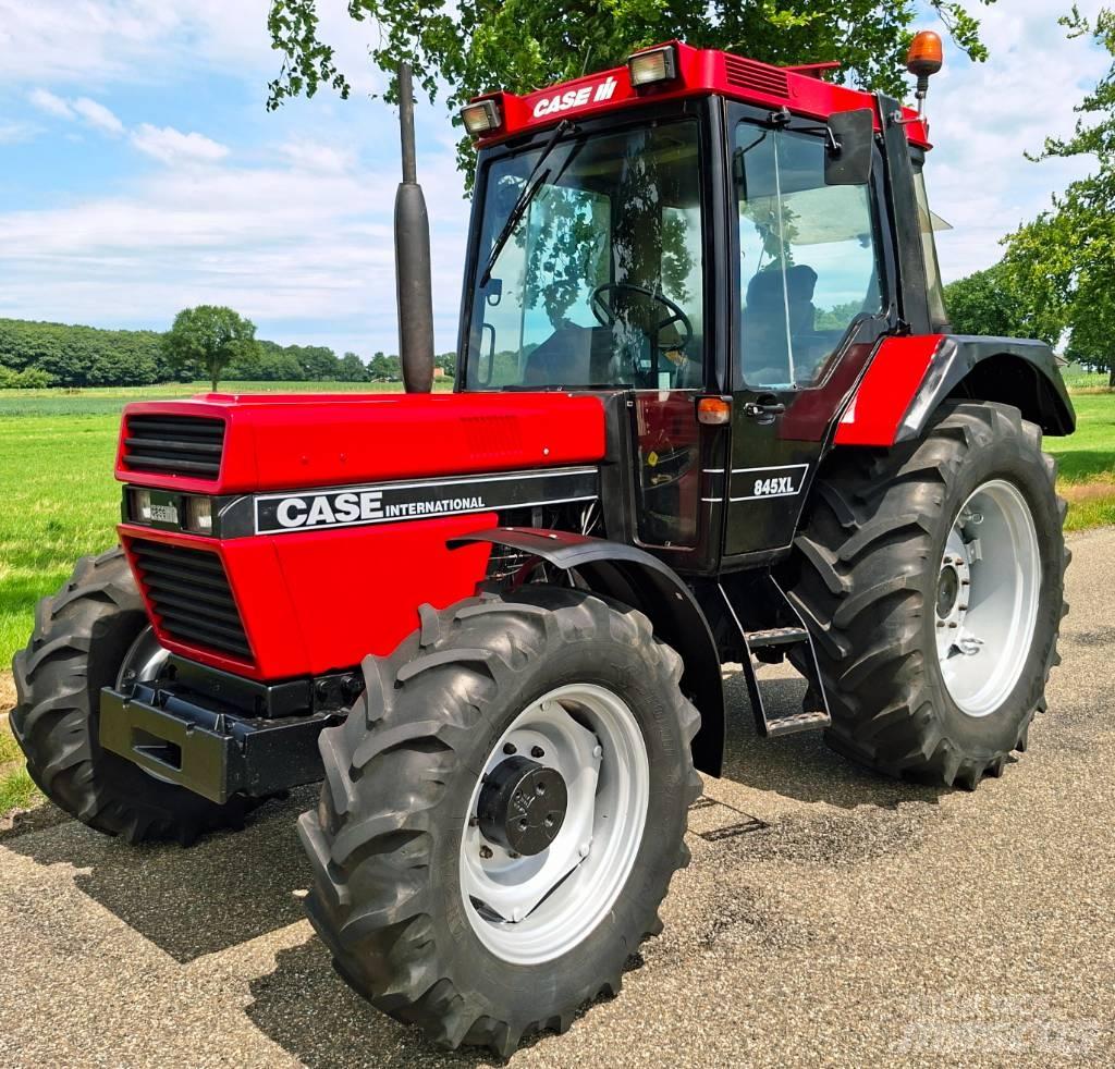 Case IH 845 xl Traktori