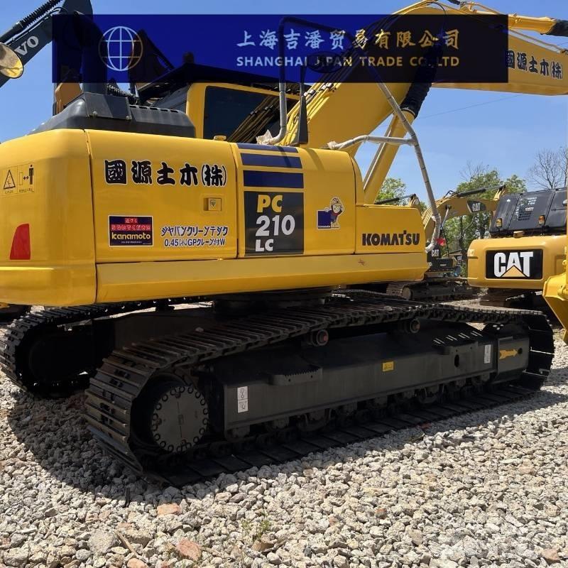 Komatsu PC 210 Kāpurķēžu ekskavatori