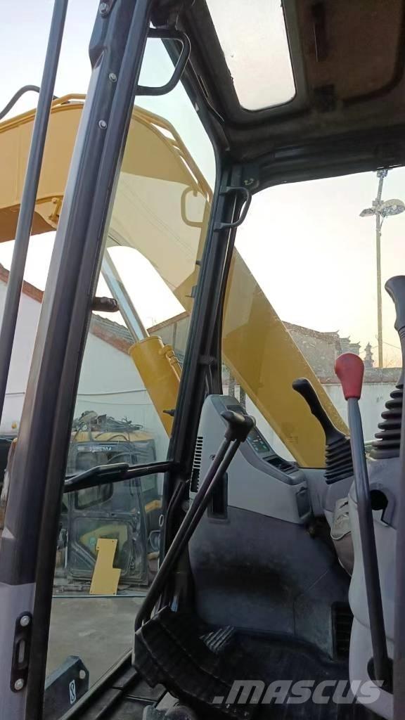 Komatsu PC 78 US Kāpurķēžu ekskavatori