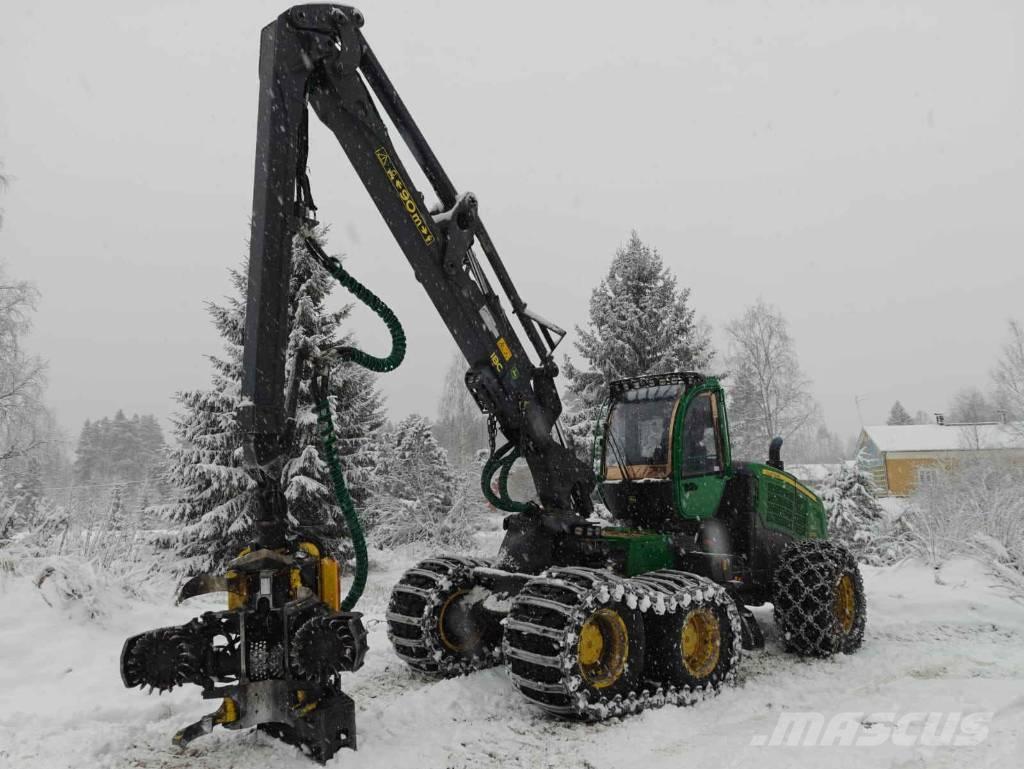 John Deere 1270 G Harvesteri