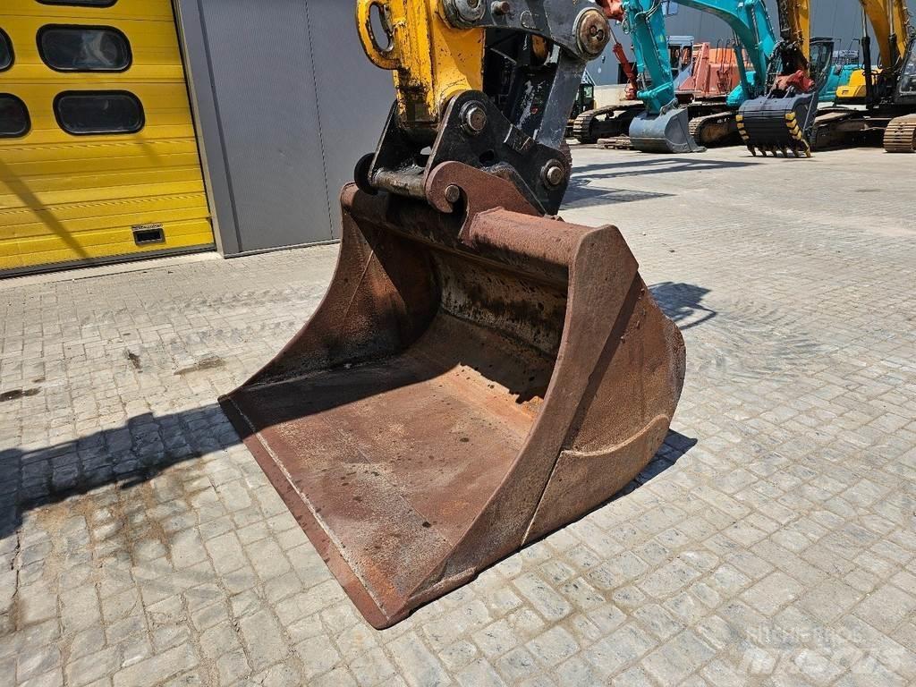 Liebherr 906 Kāpurķēžu ekskavatori