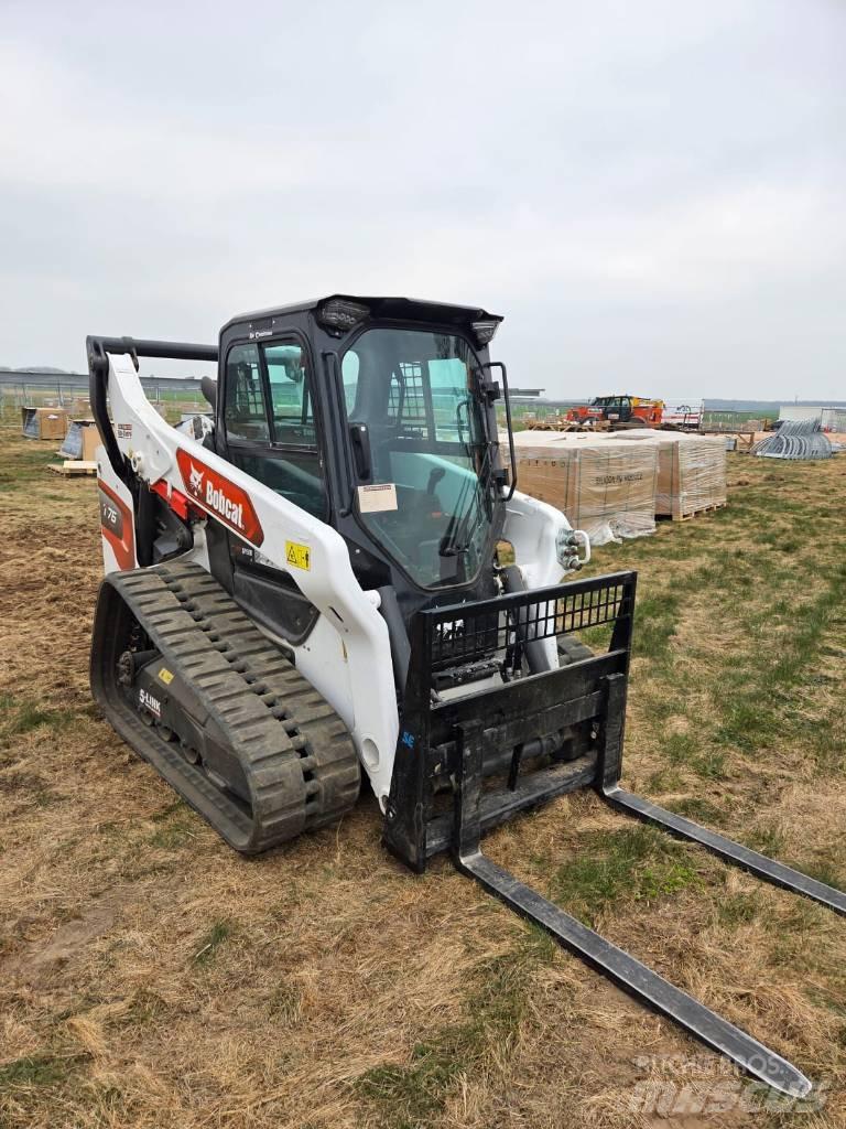 Bobcat T 76 Lietoti riteņu kompaktiekrāvēji