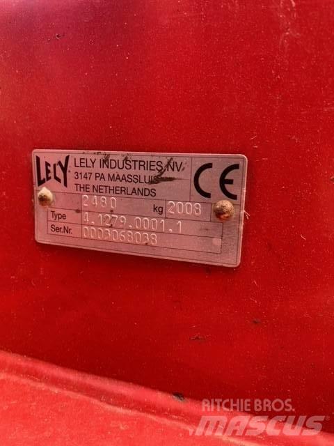 Lely 320 FC-900 MC Pļaujmašīnas ar kondicionieri
