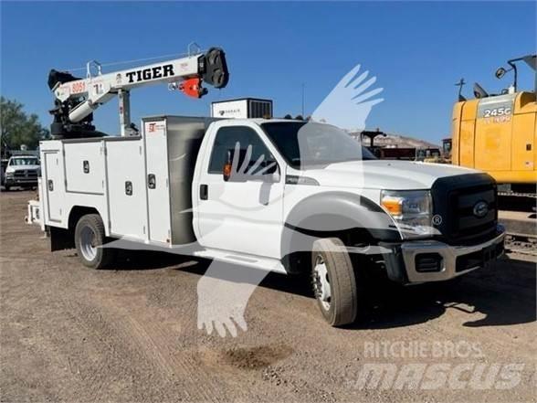 Ford F550 Būvniecība- Citi