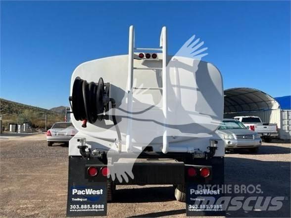 Ford F750 Autocisterna