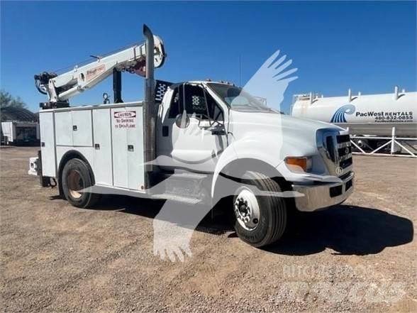 Ford F750 Būvniecība- Citi