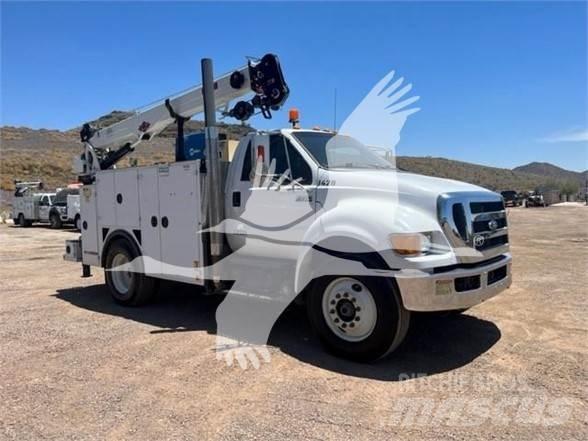 Ford F750 Būvniecība- Citi
