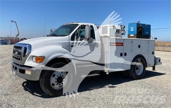 Ford F750 Būvniecība- Citi