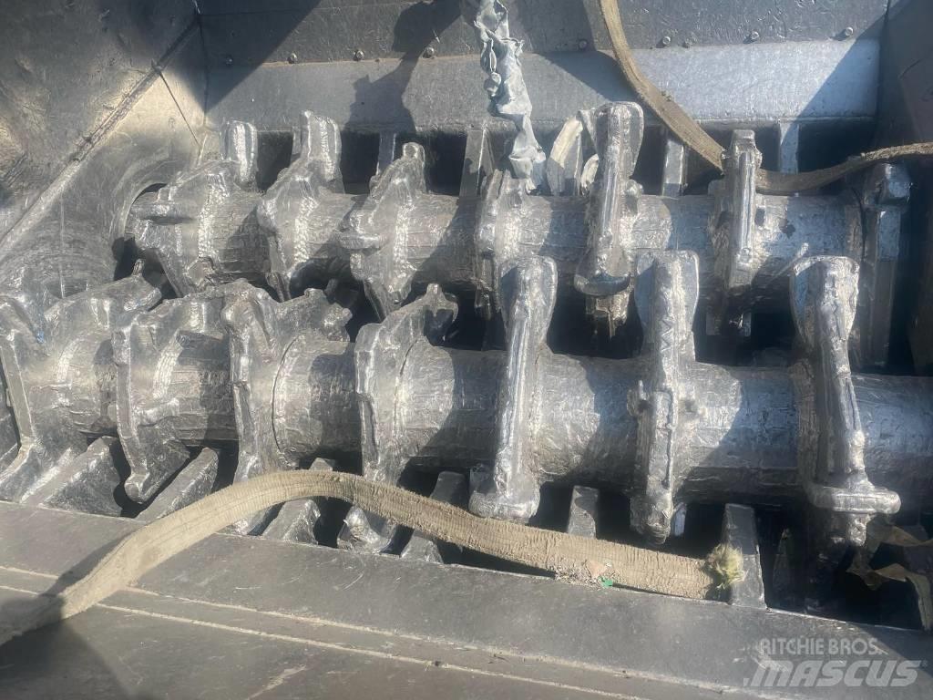 HAAS TYRON 2000XL Iekraušanas tehnika- Citi