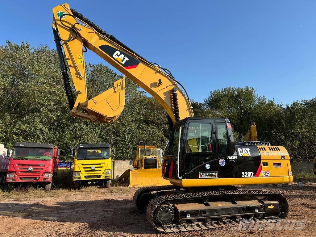 CAT 320 D Kāpurķēžu ekskavatori
