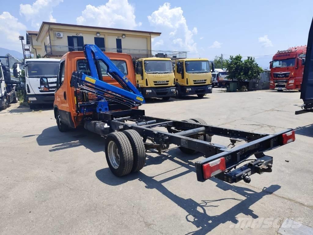 Iveco Daily 35-140 Smagās mašīnas ar celtni