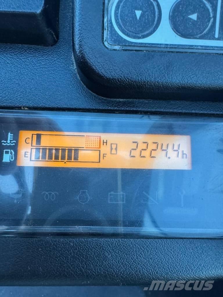 Toyota 52-8 FD 30 Tehnika ar dīzeļa dzinēju