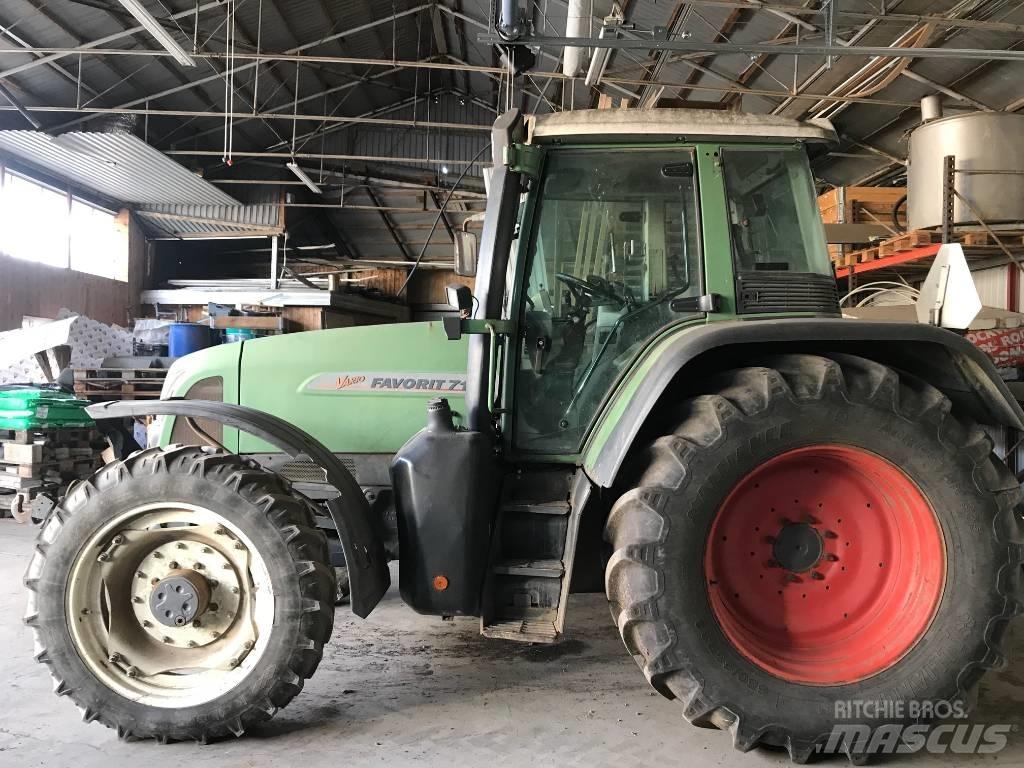 Fendt 716 Traktori