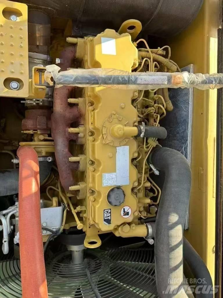 CAT 330 D2 L Kāpurķēžu ekskavatori