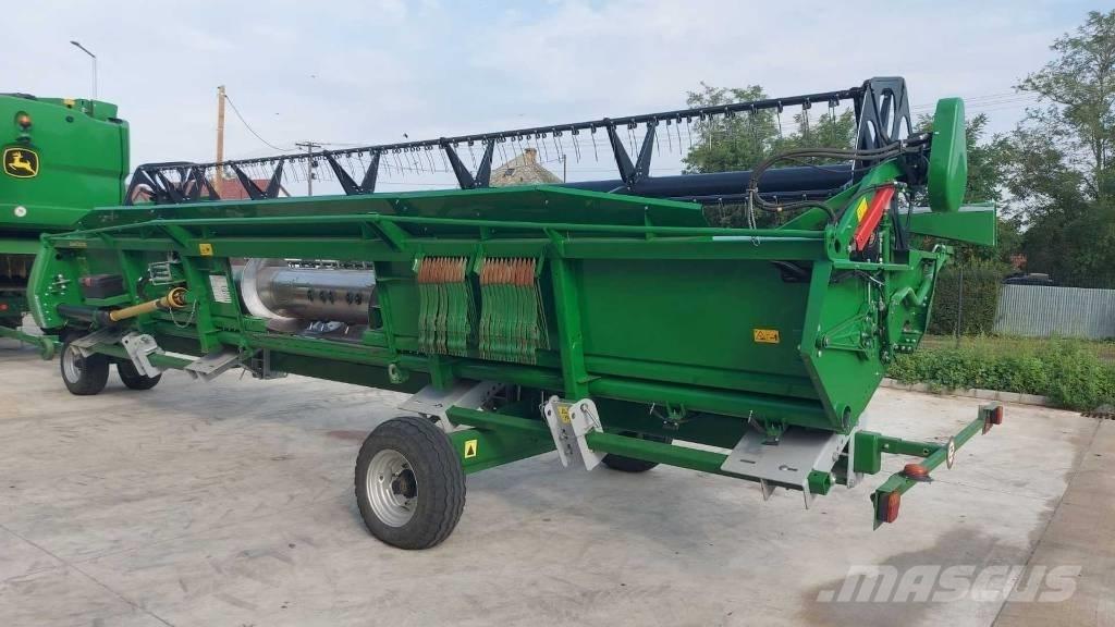 John Deere S770i Ražas novākšanas kombaini
