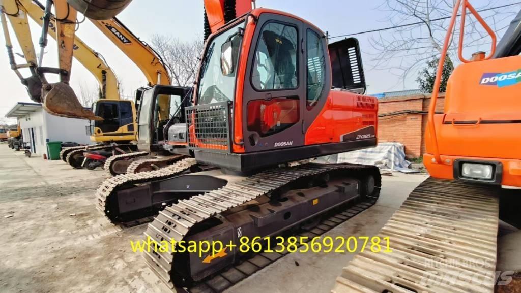 Doosan DX 225 Kāpurķēžu ekskavatori