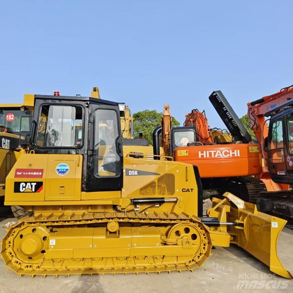 CAT D 5 K Kāpurķēžu buldozeri