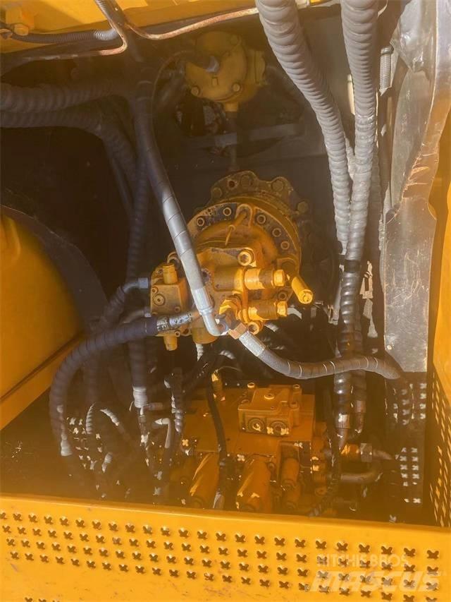 Sany SY215C Kāpurķēžu ekskavatori