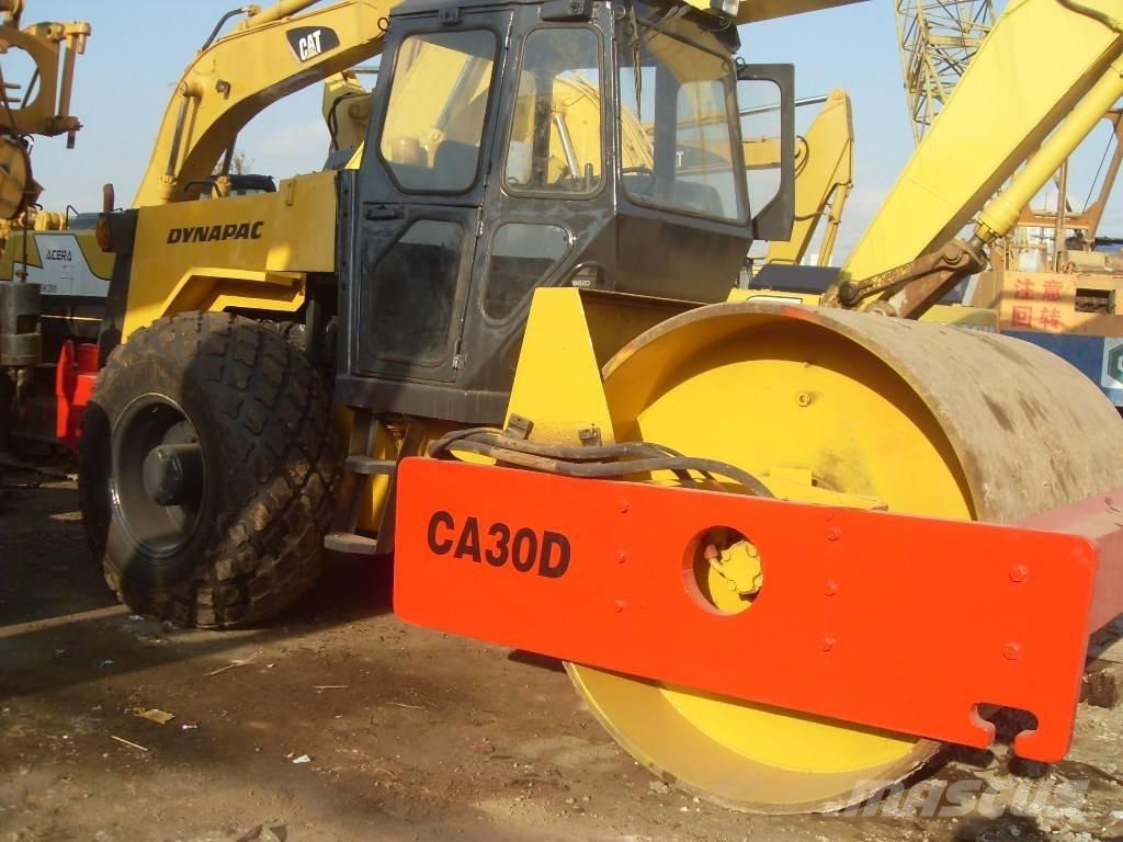 Dynapac CA 30 D Vienvalča grunts veltņi