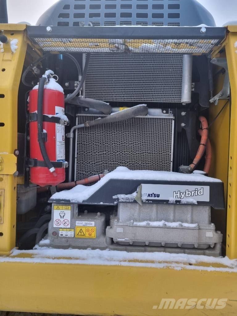 Komatsu HB 215 LC-2 Kāpurķēžu ekskavatori