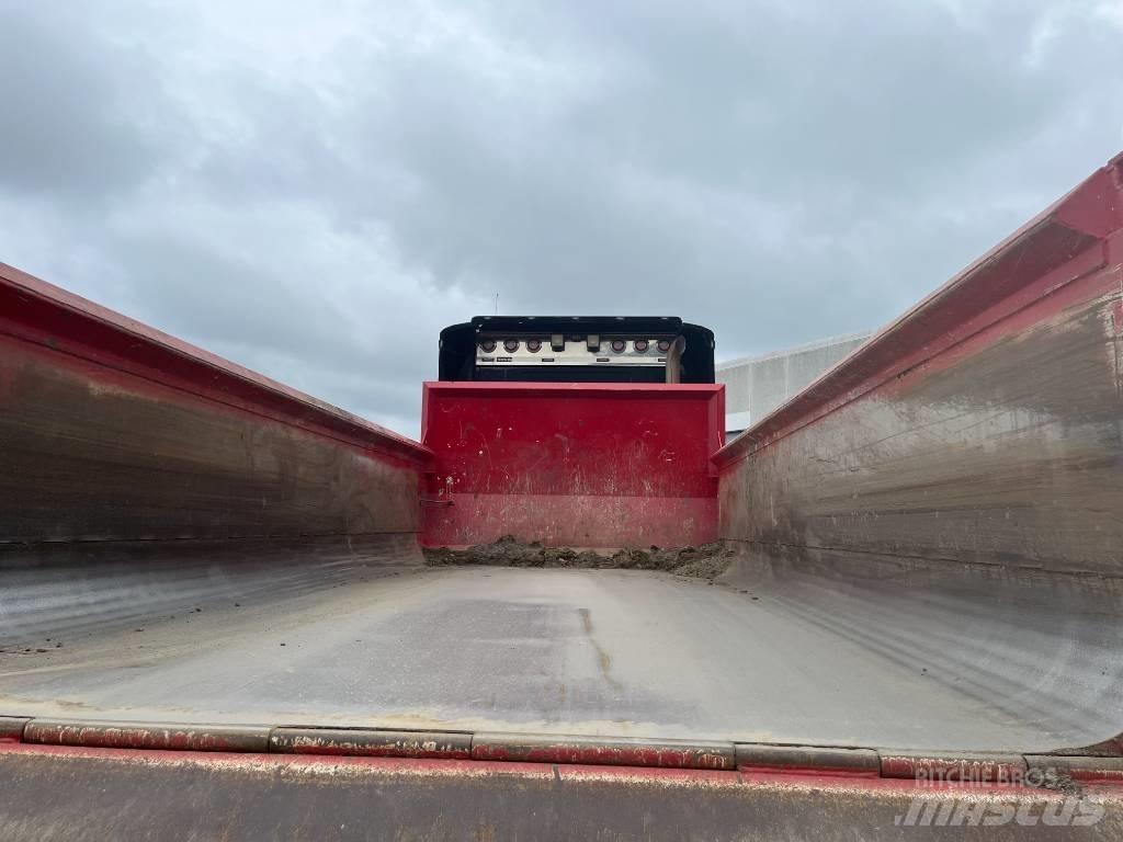 Scania R580 Treileri ar āķi