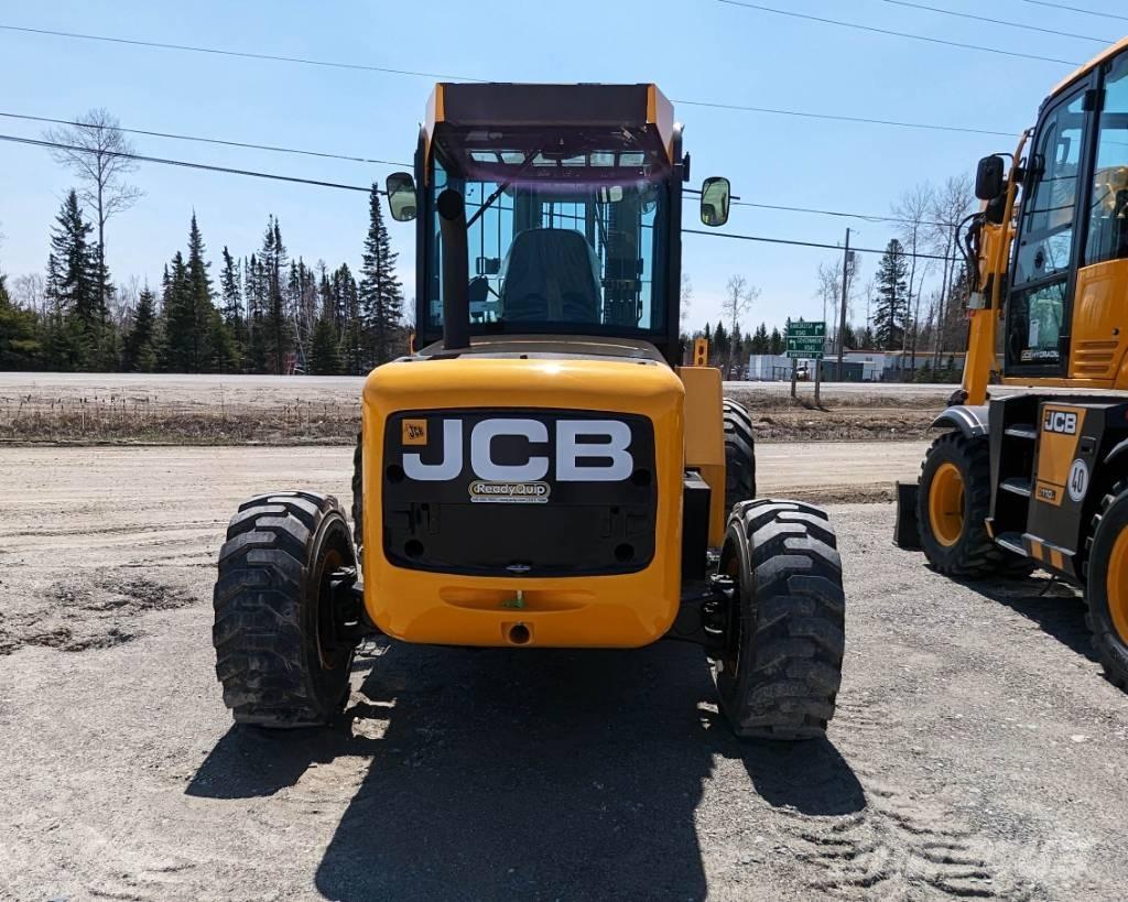 JCB 940 RTFL Apvidus autokrāvējs