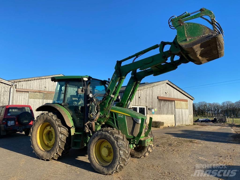 John Deere 5100R Traktori