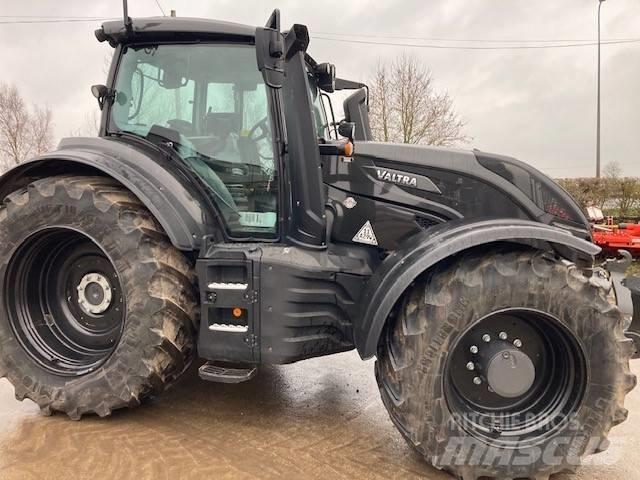 Valtra T 254 V Traktori
