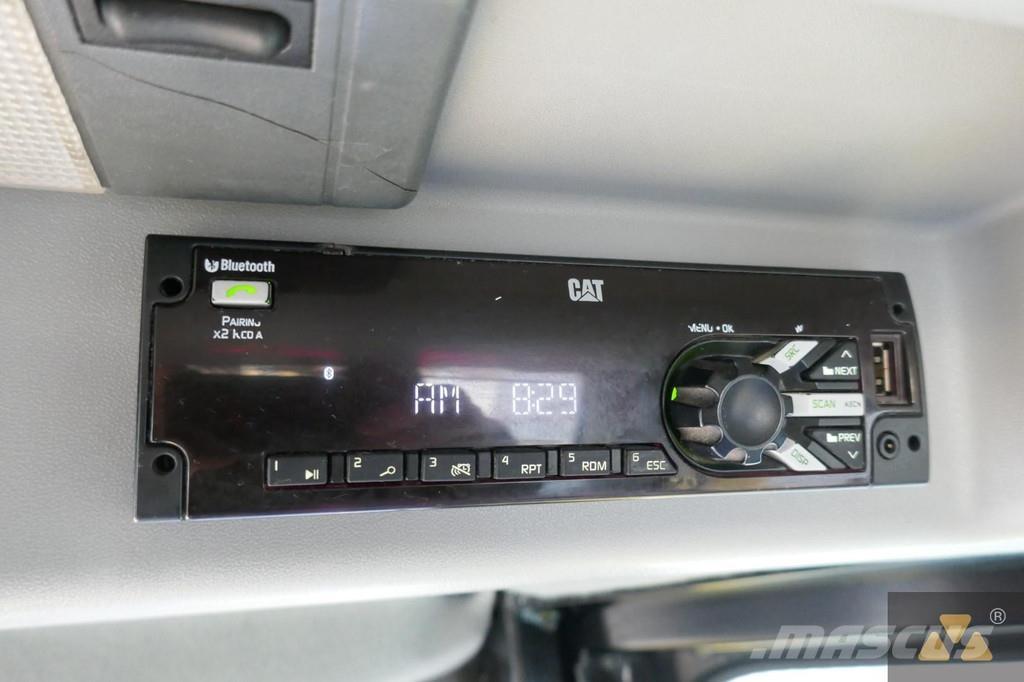 CAT D8T Kāpurķēžu buldozeri