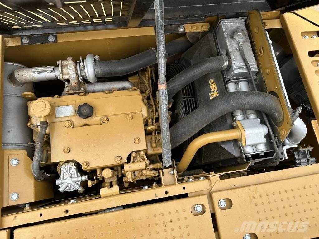 CAT 312D2GC Kāpurķēžu ekskavatori