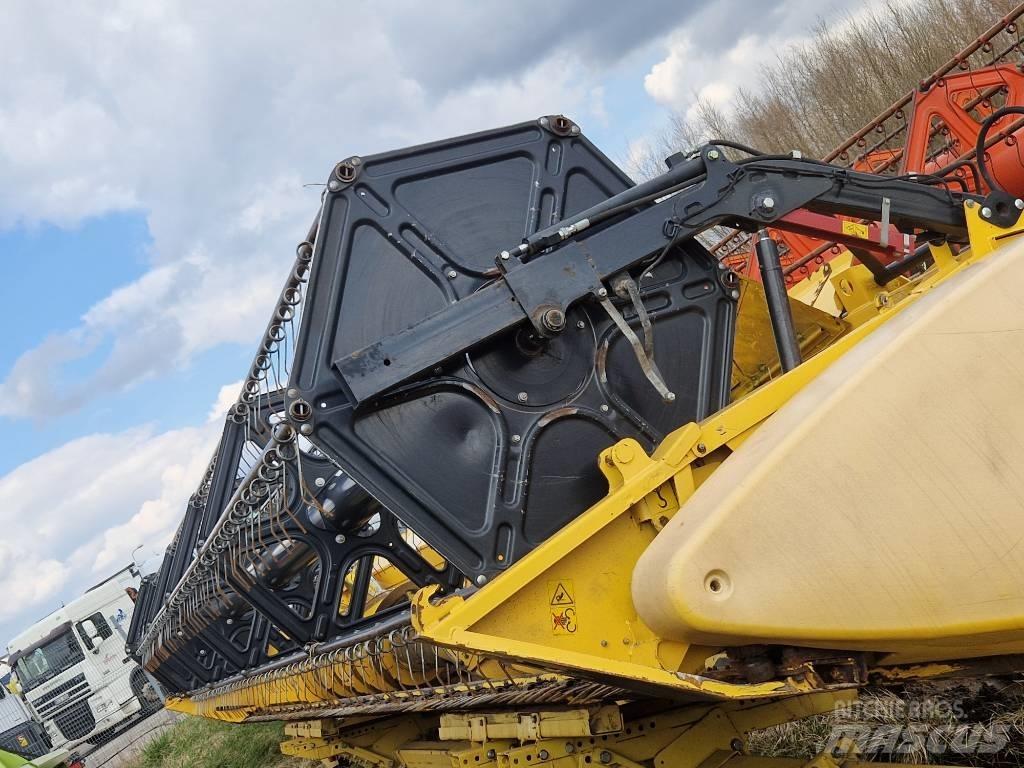 New Holland CX 8070 Ražas novākšanas kombaini