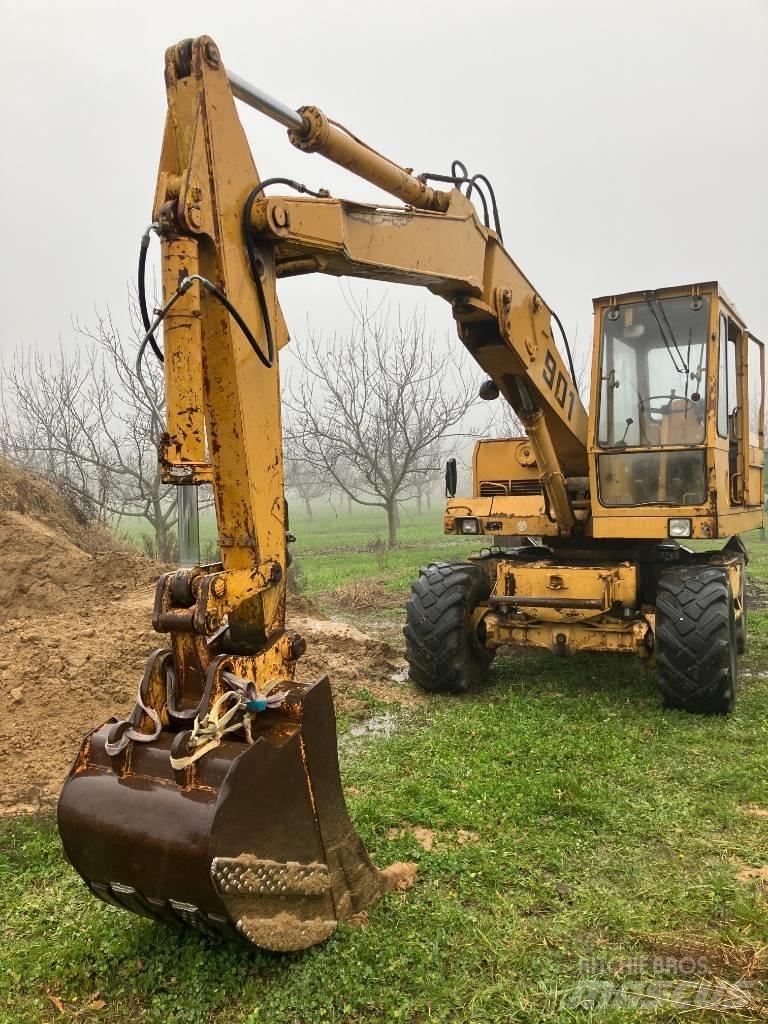 Liebherr A 901 C Ekskavatori uz riteņiem