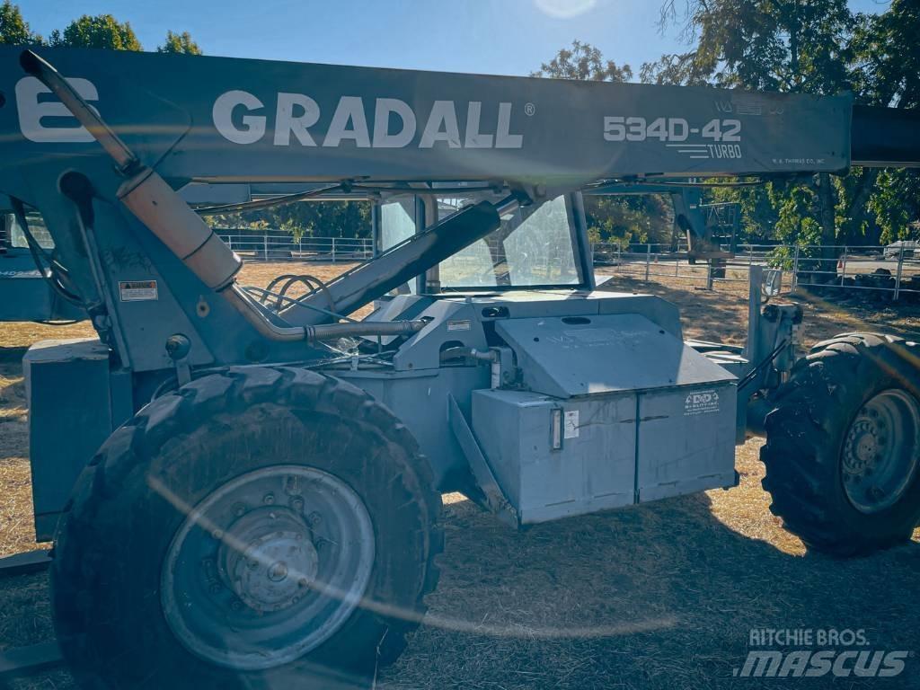Gradall 534 D-6-42 Teleskopiskie manipulatori