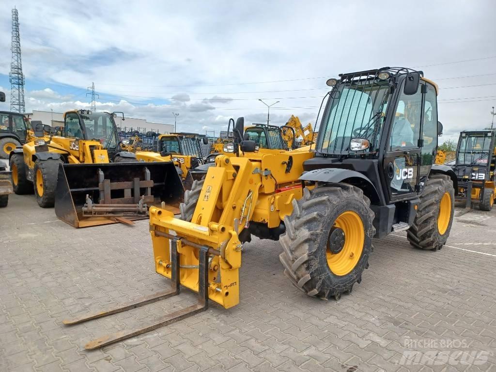 JCB 531-70 Teleskopiskie manipulatori