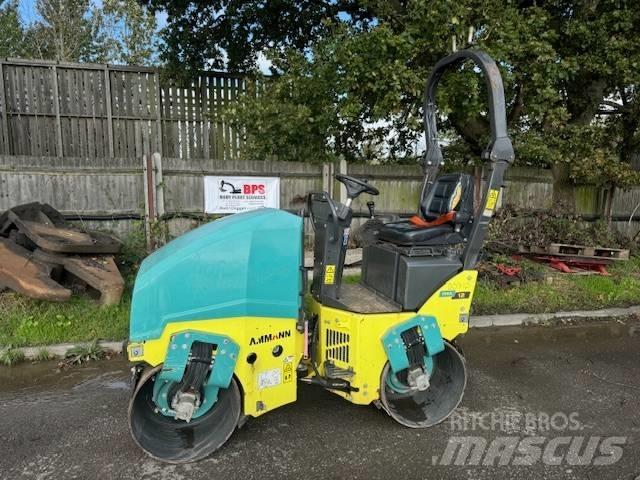 Ammann ARX 12 Divvalču grunts veltņi