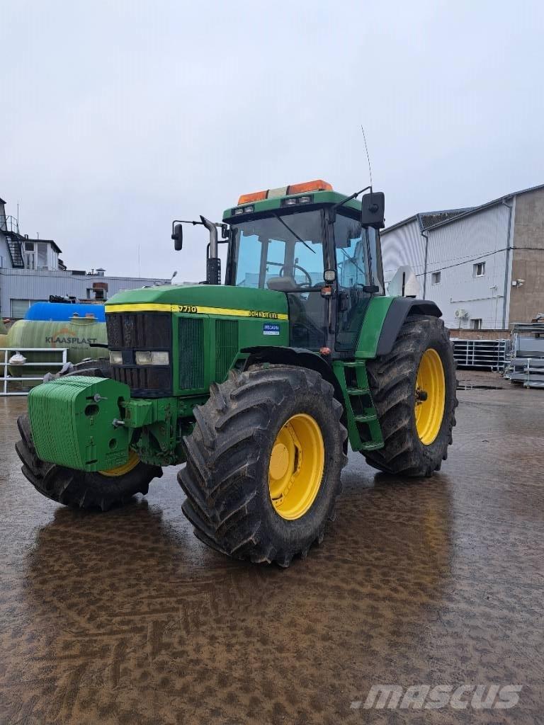 John Deere 7710 Traktori