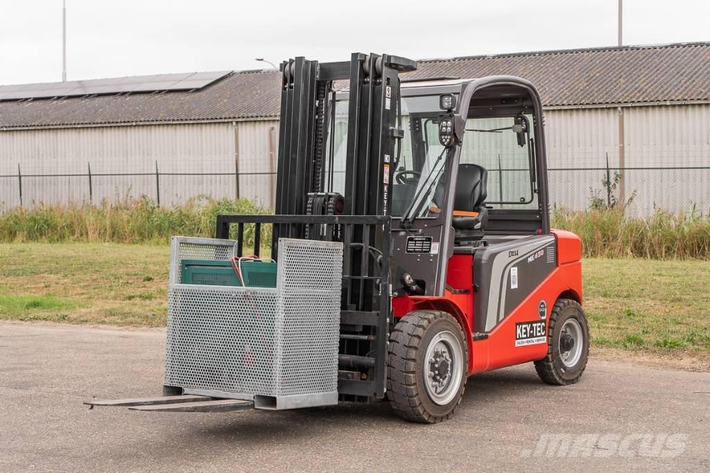 Manitou ME 450 Elektriskie iekrāvēji