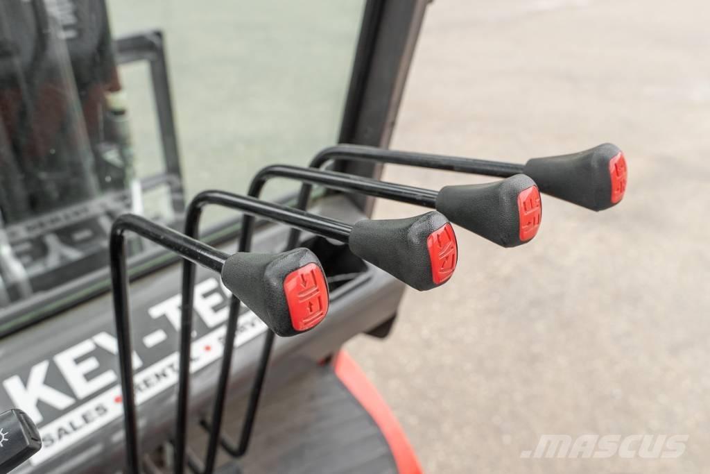 Manitou ME 450 Elektriskie iekrāvēji