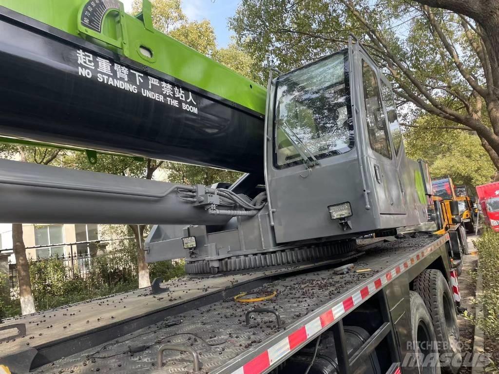 Zoomlion ZTC 700 V Visurgājēji celtņi