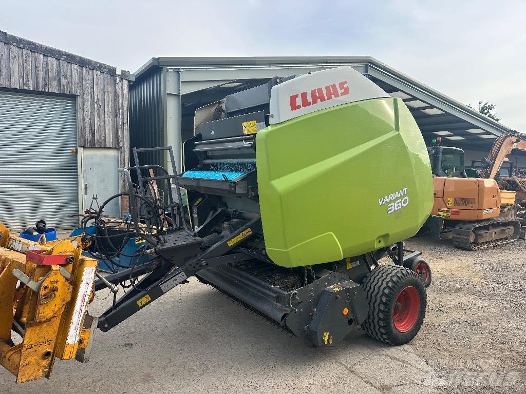 CLAAS Variant 360 Rituļu preses
